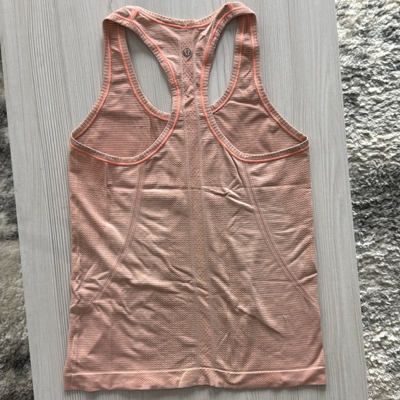 Lululemon Swiftly Tank - Picture 2 of 5